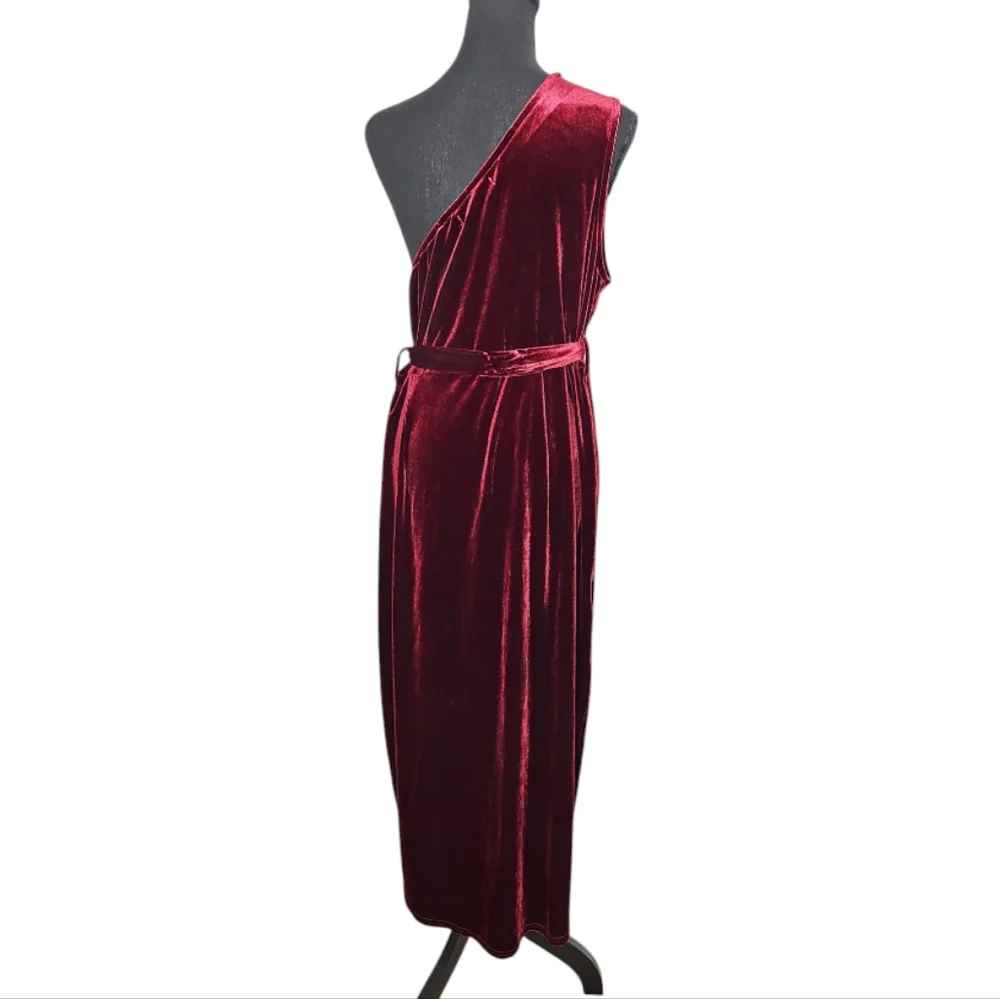 WOMEN'S VELVET WRAP DRESS